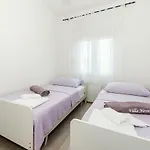 Lägenhet Nevenka Rogoznica (Sibenik-Knin)