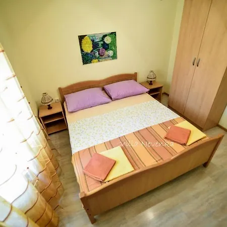 Apartment Nevenka Rogoznica (Sibenik-Knin)