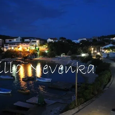 아파트 Nevenka 로고즈니차