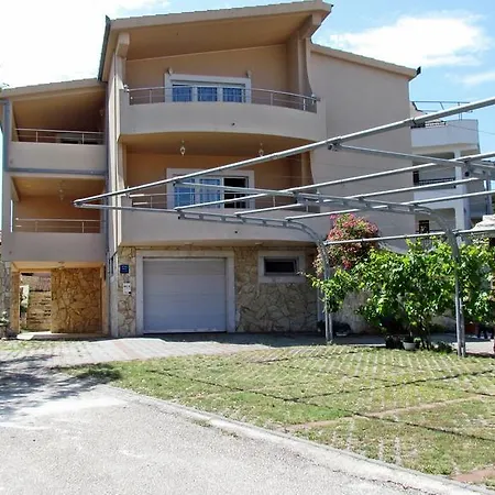 Apartman Nevenka Rogoznica (Sibenik-Knin)
