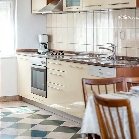 Apartman Nevenka Rogoznica (Sibenik-Knin)