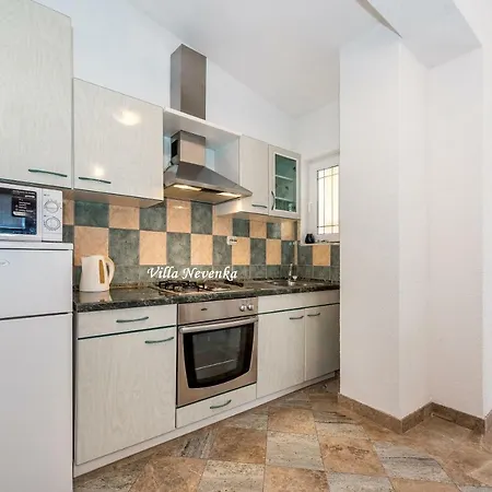 Nevenka Apartamento Rogoznica (Sibenik-Knin)