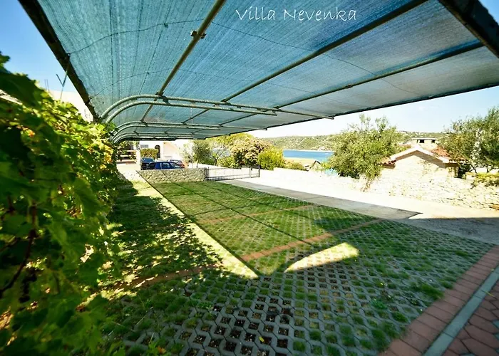 Daire Nevenka Rogoznica (Sibenik-Knin)