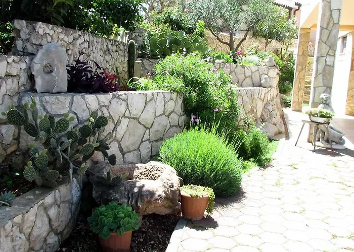 Daire Nevenka Rogoznica (Sibenik-Knin)