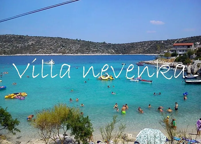 Nevenka Rogoznica (Sibenik-Knin)