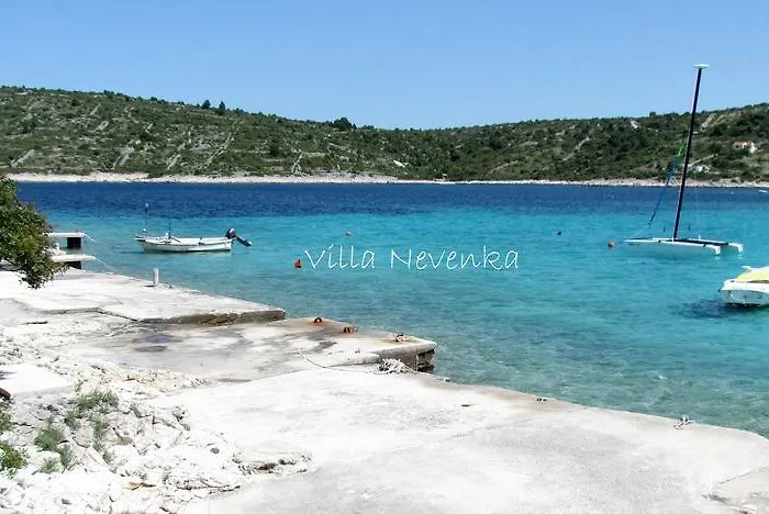 Daire Nevenka Rogoznica (Sibenik-Knin)