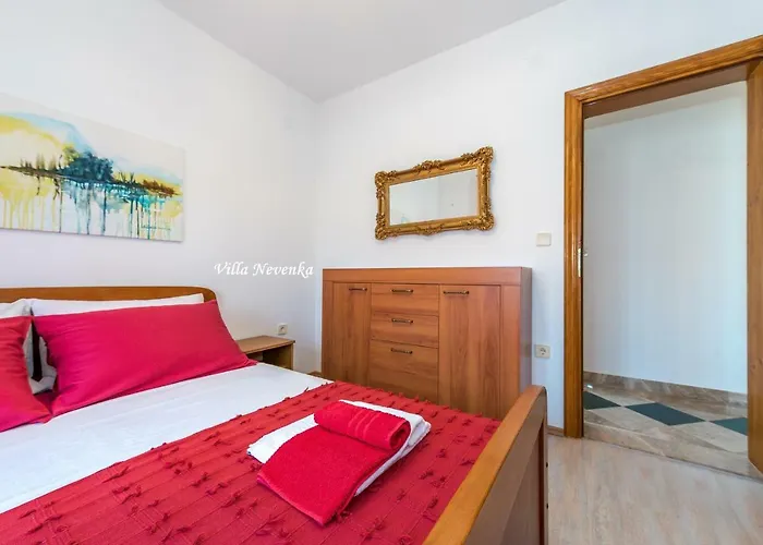 Nevenka * Rogoznica (Sibenik-Knin)