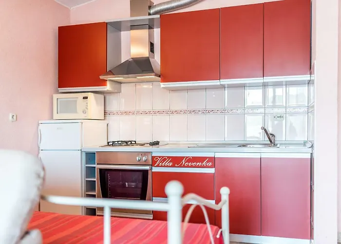 Daire Nevenka Rogoznica (Sibenik-Knin)